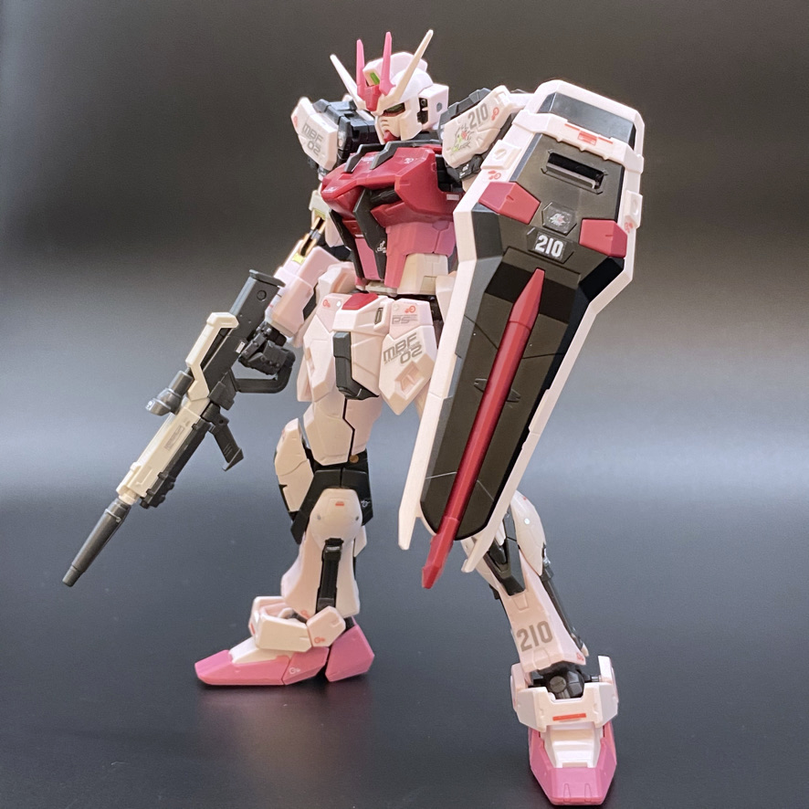 限定品レビュー】RG 1/144 ガンダムベース限定 ストライクルージュ