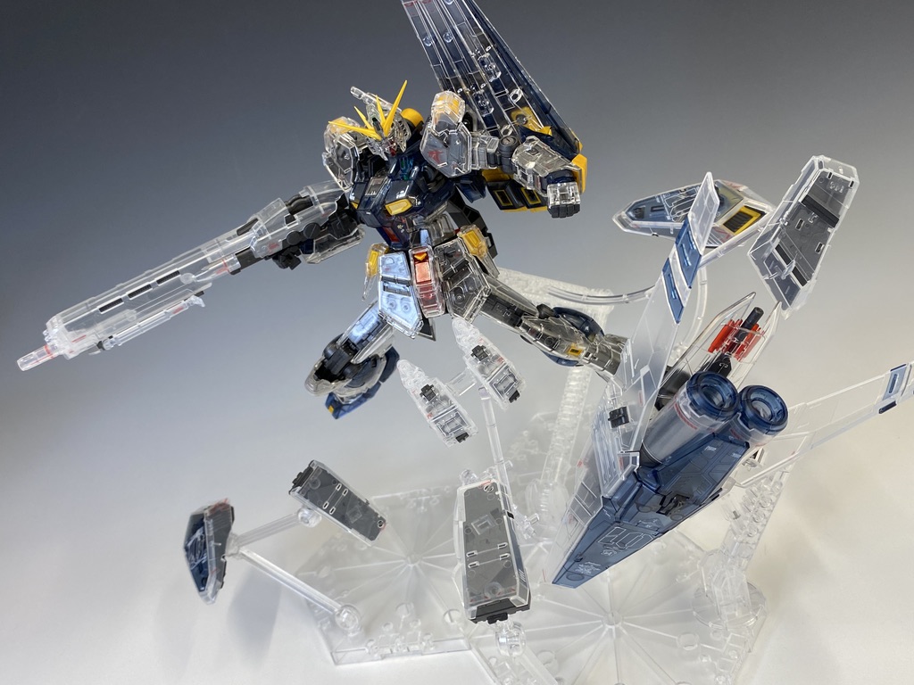 限定品レビュー】RG 1/144 νガンダムHWS [クリアカラー] − “THE ...