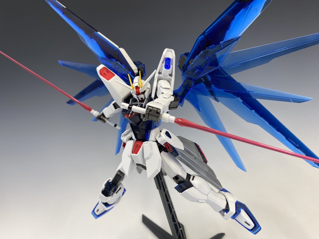 ガンプラ一番くじ A賞 MG フリーダムガンダムソリッドクリア - 模型 