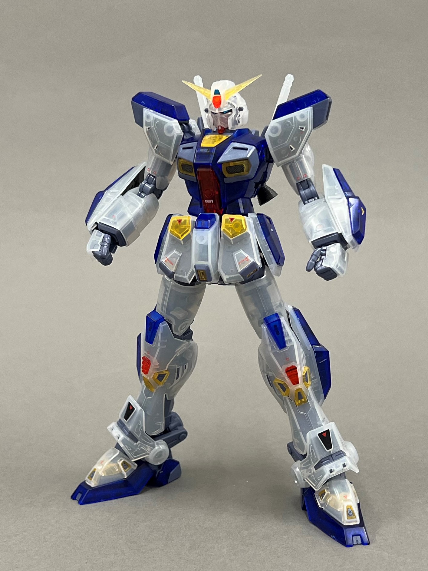 MG 1/100 ガンダムベース限定 ガンダムF90[クリアカラー］