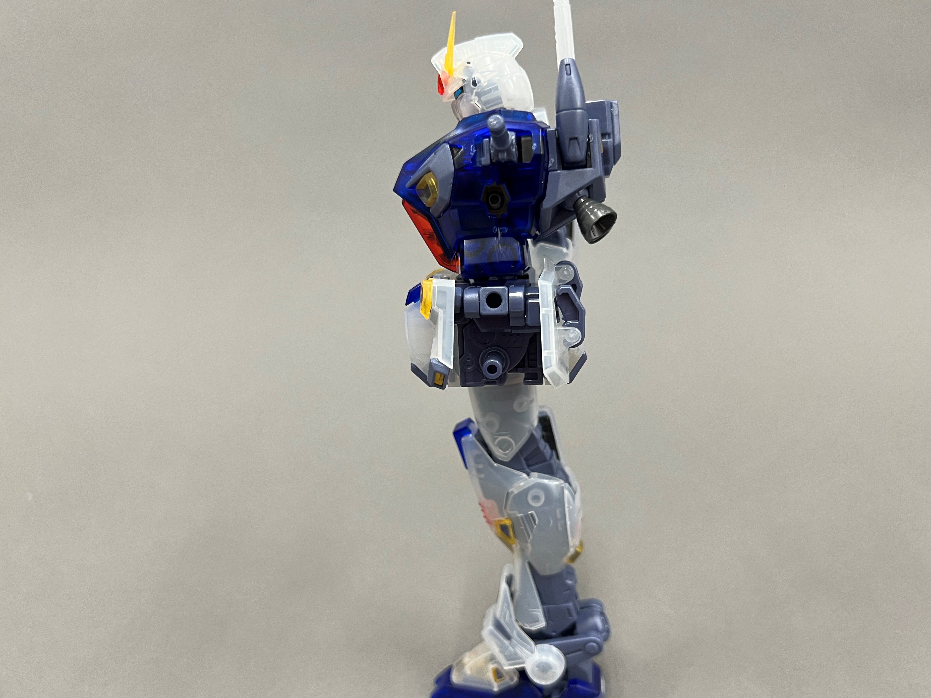 新商品紹介】MG 1/100 ガンダムベース限定 ガンダムF90[クリア