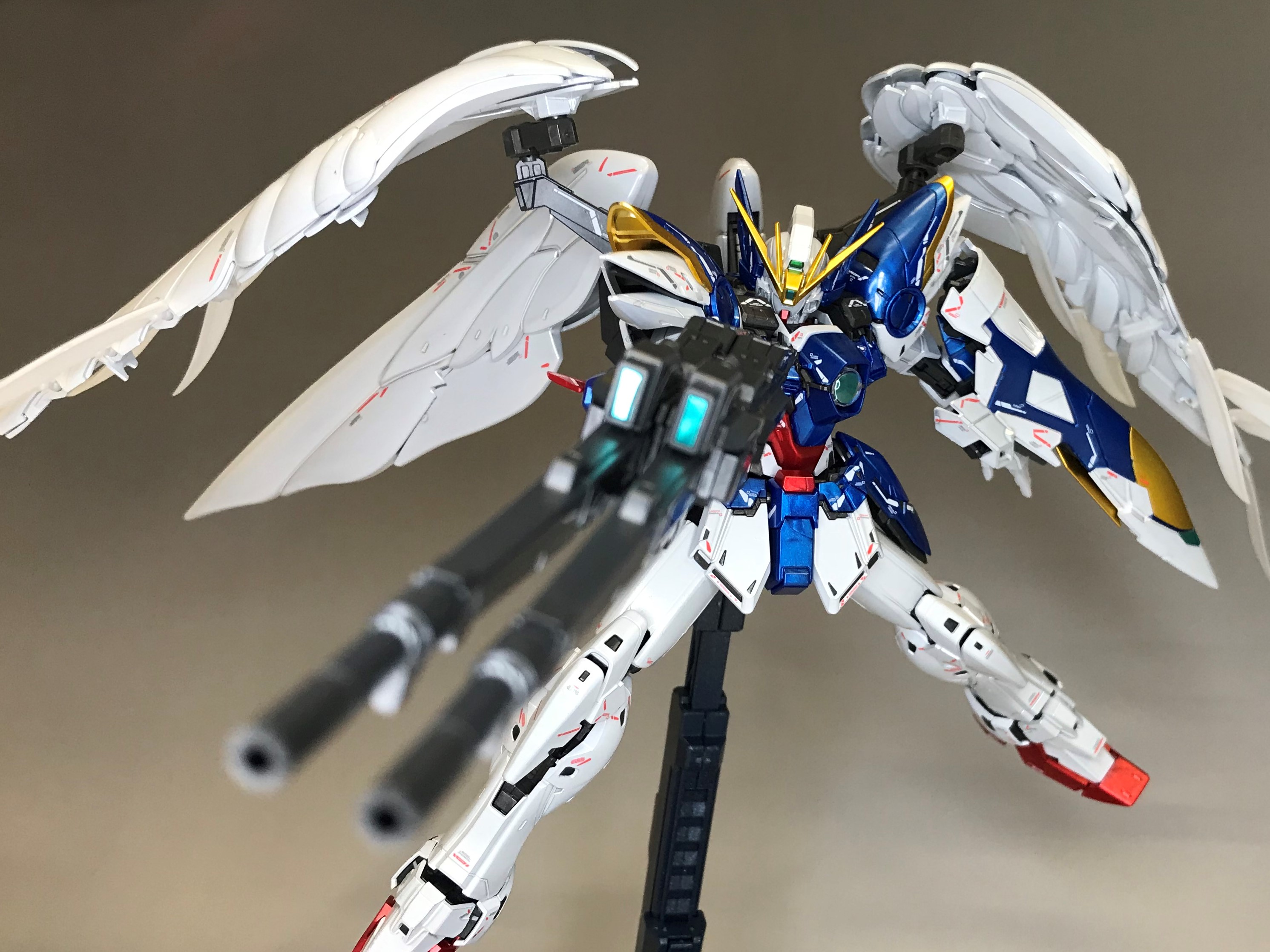 ガンプラ MG 1/100 ウイングガンダムゼロEW Ver.Ka 未組立品