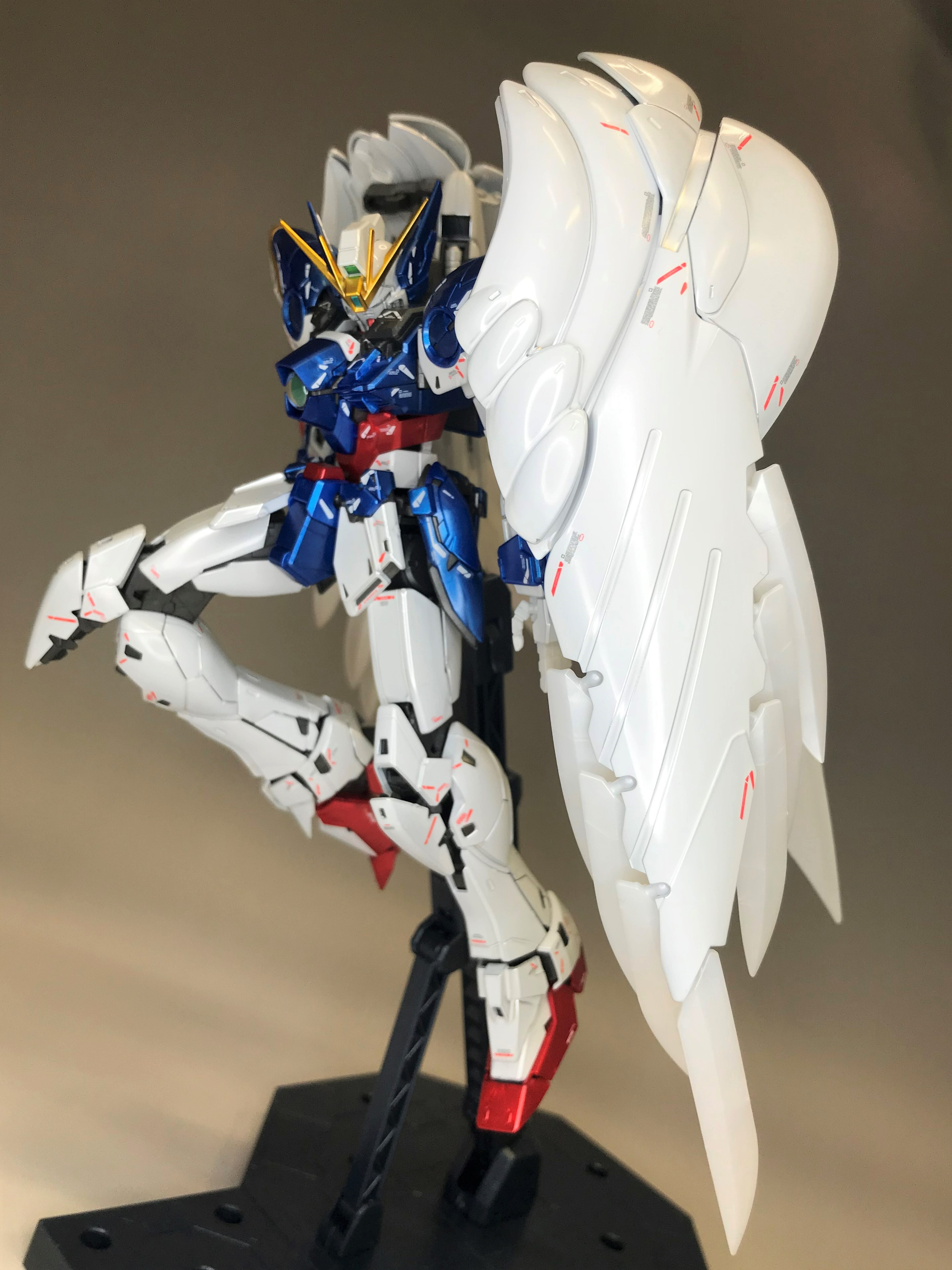 新商品紹介】MG 1/100 ガンダムベース限定 ウイングガンダムゼロEW Ver