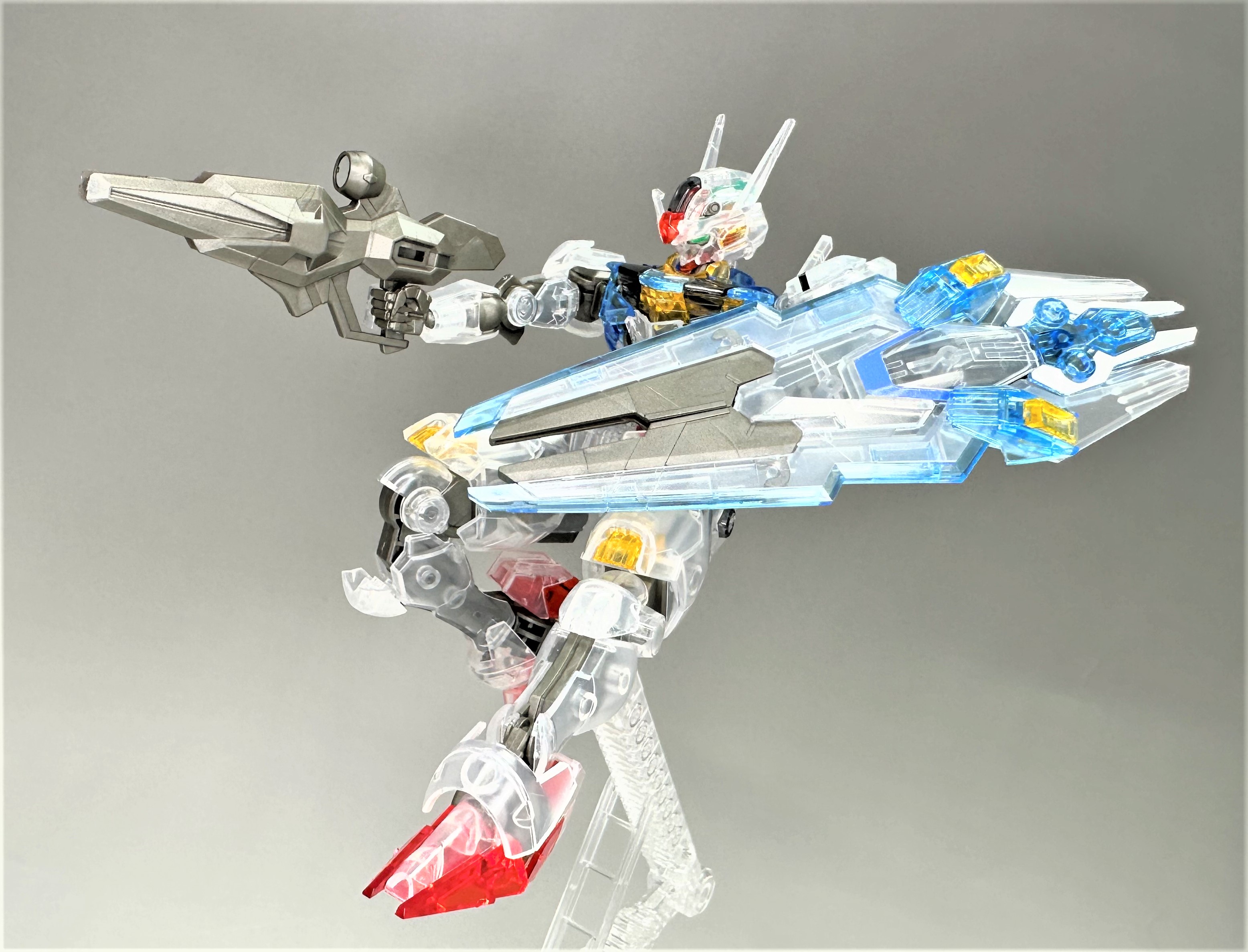 メルカリ便　HG 1/144 ガンダムエアリアル 　クリアカラー　　新品未開封品