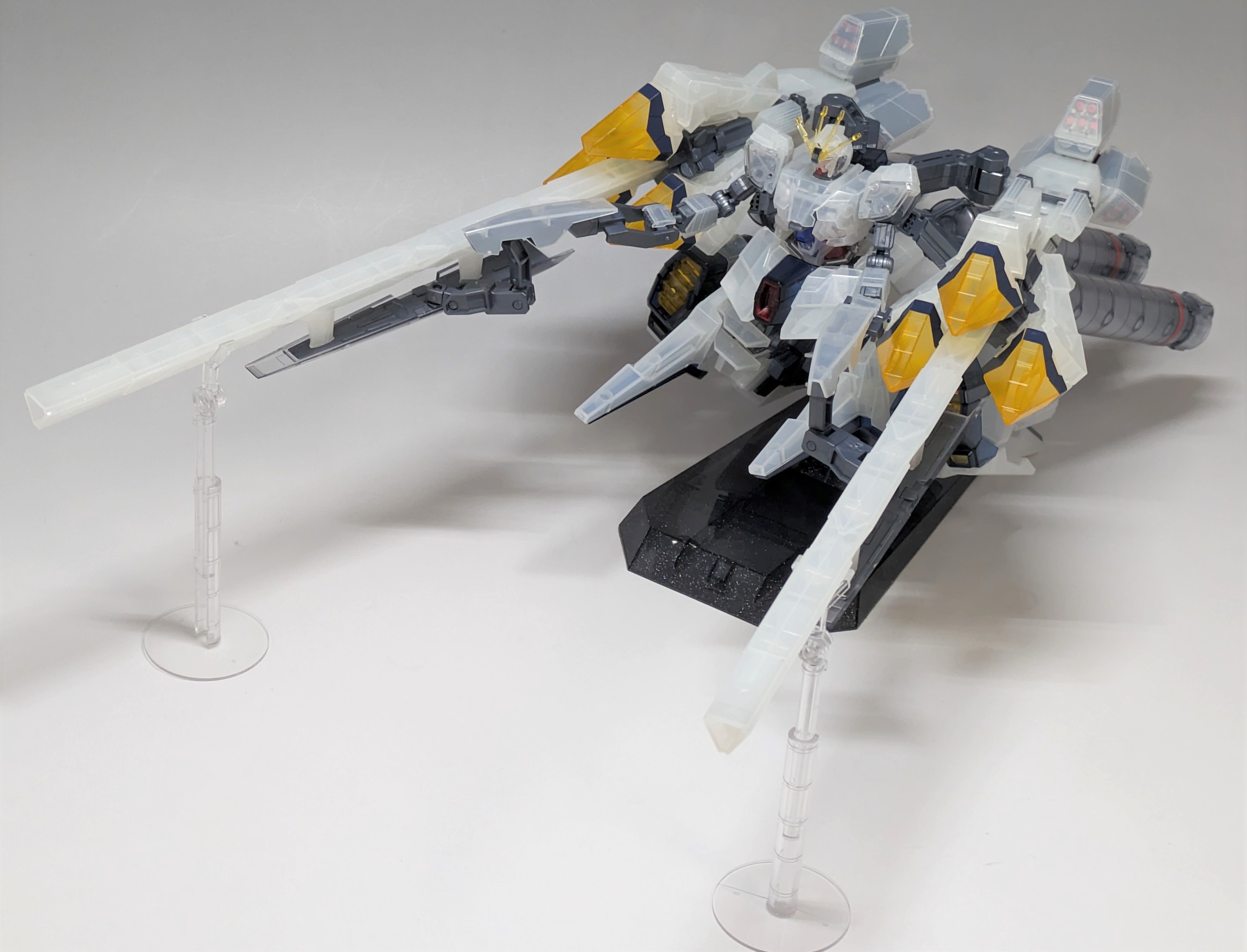 HG トロハチ ナラティブガンダム C装備 [覚醒イメージカラー]２種セット