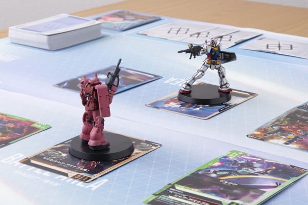ガンダムカードゲームプレイイメージ 